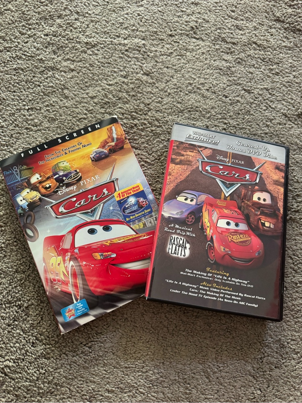 Cars DVD - Red Lightning McQueen